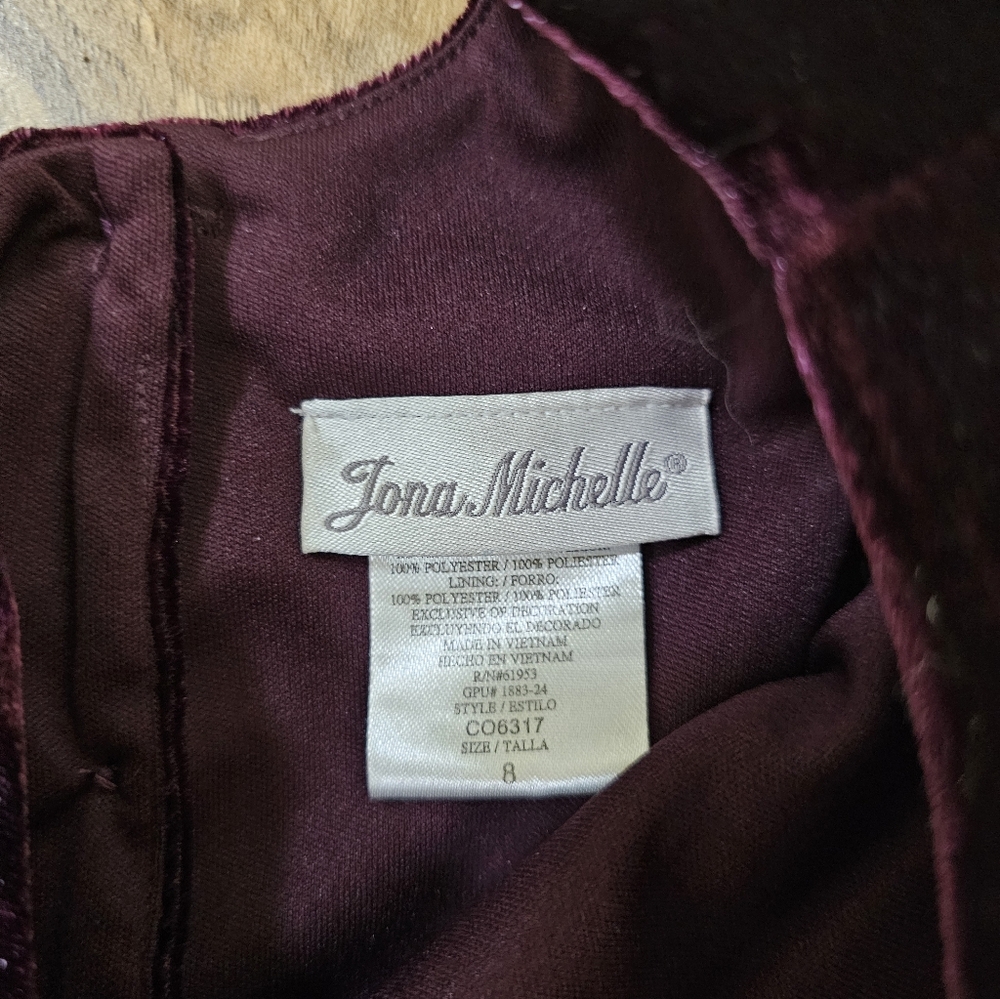 4 Dress Bundle - Picture 3 of 16